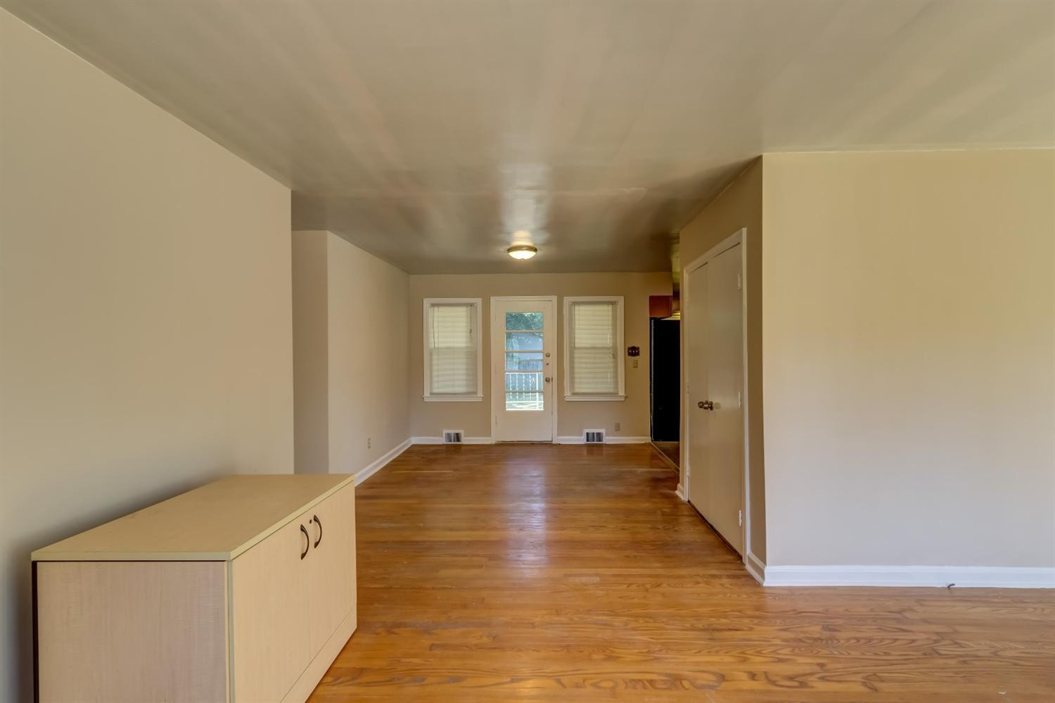 587 Springhurst Drive Lexington, KY 40503 - Photo 4 of 18 Photo 4