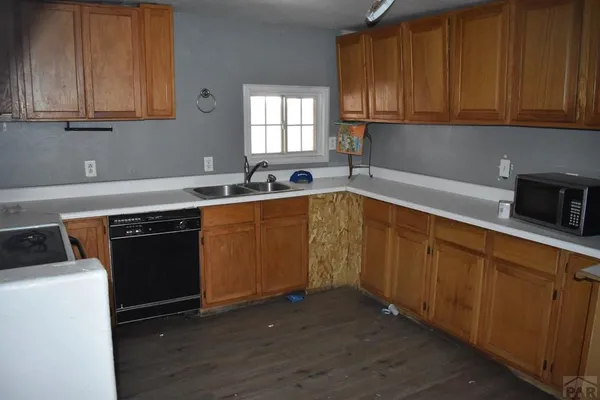 $79,000 | 216 Gilpin Street, La Junta, CO 81050