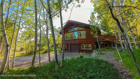 $599,900 | 84 Cottonwood Lane, Star Valley Ranch, WY 83127