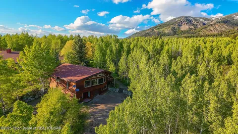 $599,900 | 84 Cottonwood Lane, Star Valley Ranch, WY 83127