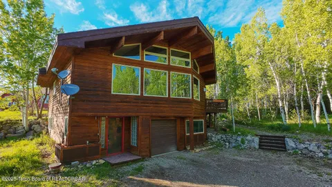 $599,900 | 84 Cottonwood Lane, Star Valley Ranch, WY 83127