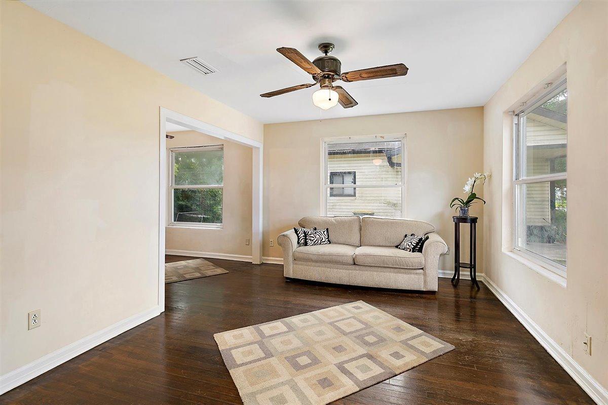 1951 Huntsford Road Jacksonville, FL 32207 - Photo 3 of 17 a living room with furniture and a window