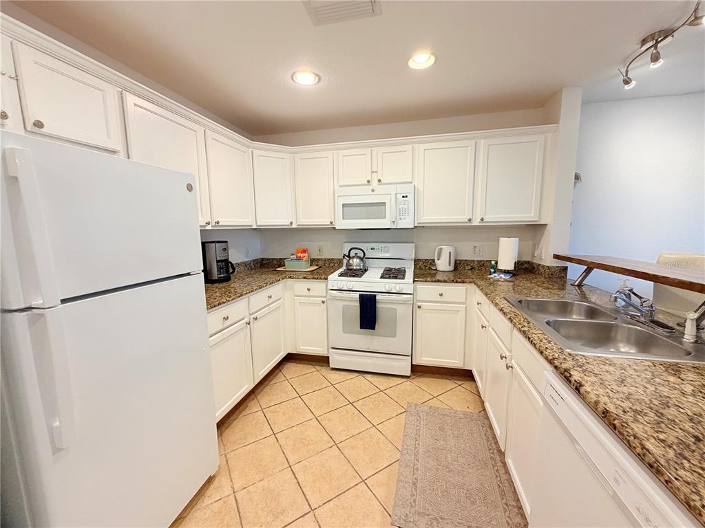 1323 Seven Eagles Court, Unit 202 Reunion, FL 34747 - Photo 3 of 47