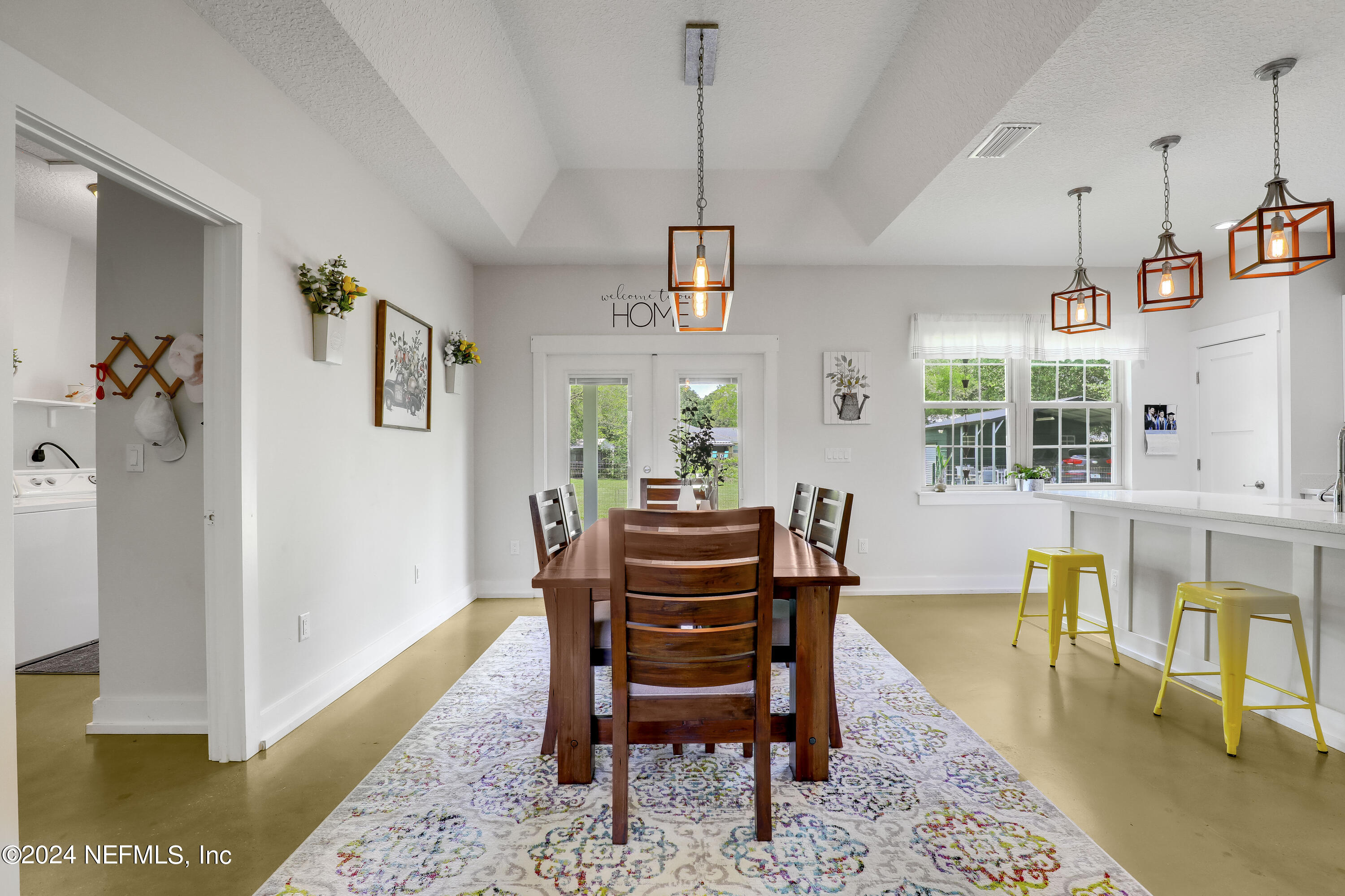 540685 Lem Turner Road Callahan, FL 32011 - Photo 15 of 58 a dining room with furniture and window