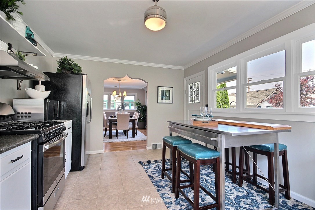 913 Sumner Avenue Sumner, WA 98390 - Photo 11 of 22 Gallery Image 11
