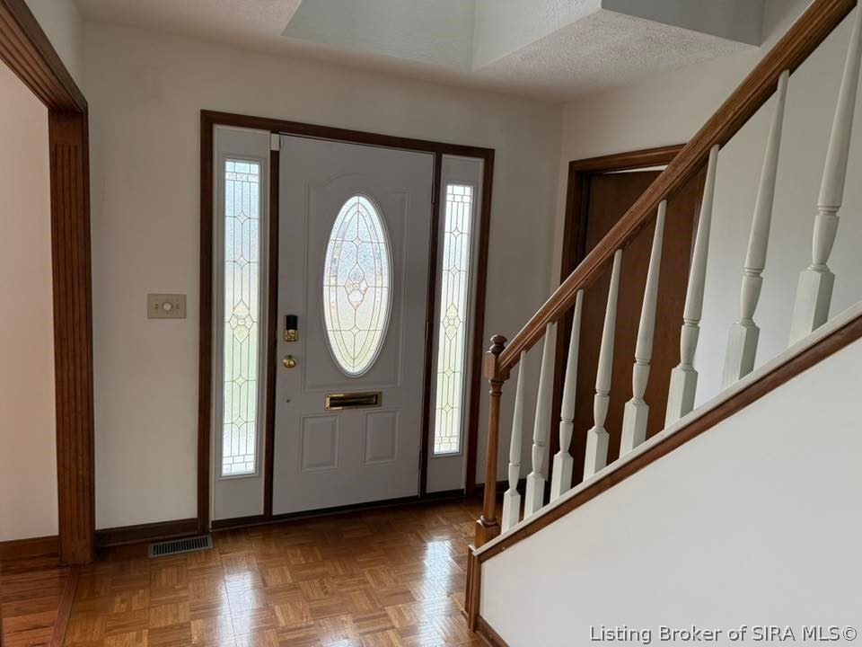 1635 West Monique Drive Scottsburg, IN 47170 - Photo 3 of 35 Foyer
