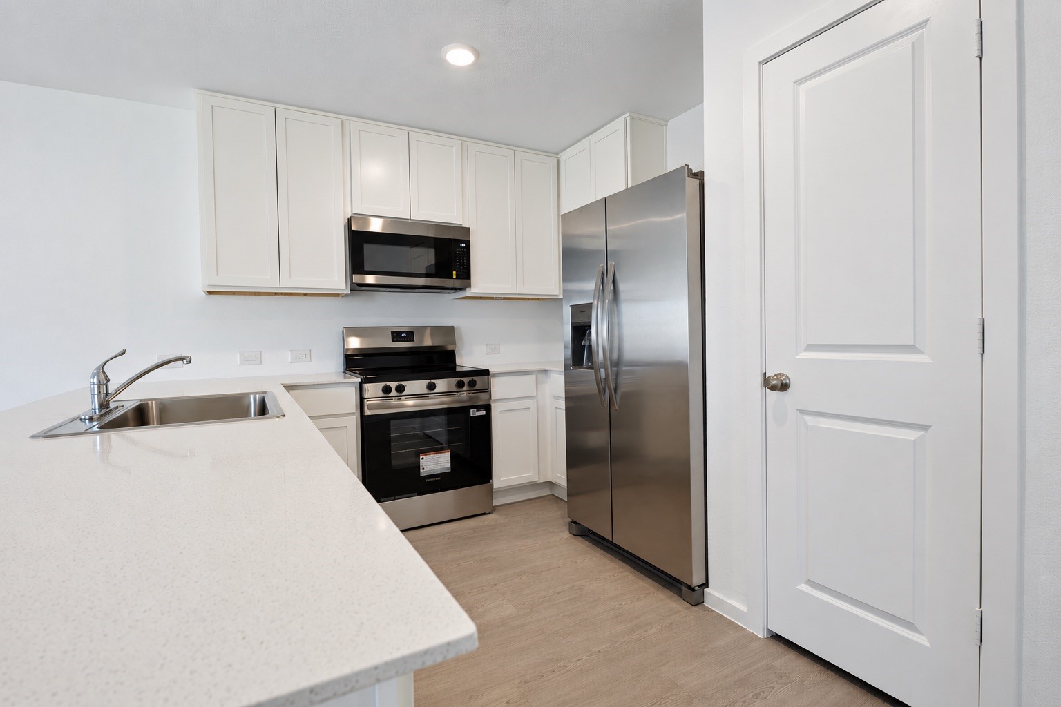 10947 Independence Road Cleveland, TX 77328 - Photo 3 of 28 Gallery Image 3