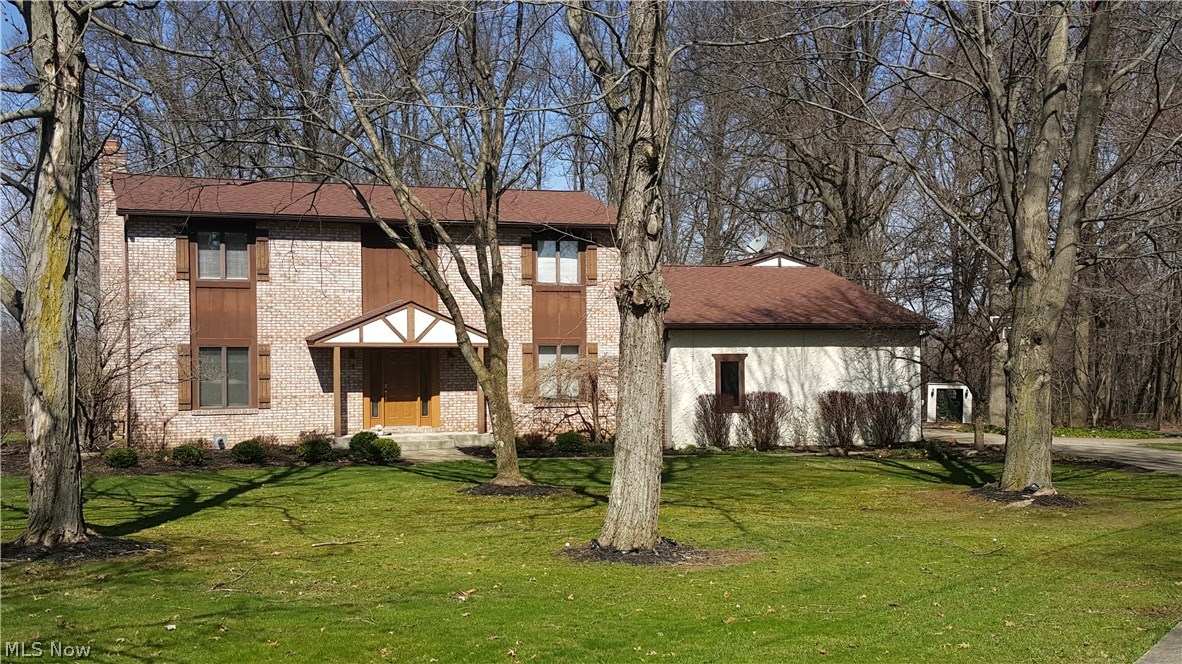 Beautiful Front of Home, Newer front door entrance!