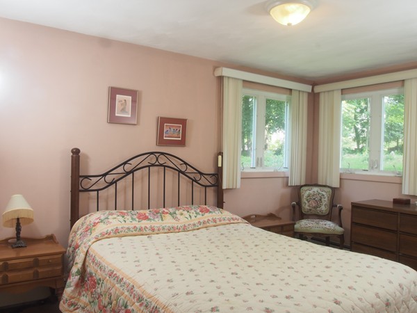5 Brookdale Road Natick, MA 01760 - Photo 8 of 12 Gallery Image 8