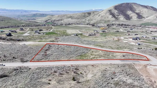 $290,000 | 11 Mountain Meadow Drive East, Unit 11, Franklin, ID 83237
