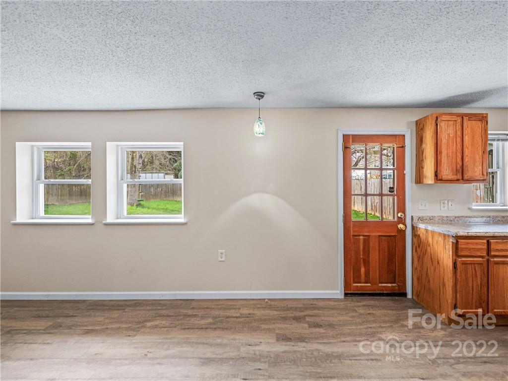 34 Cub Road Asheville, NC 28806 - Photo 11 of 26 Gallery Image 11