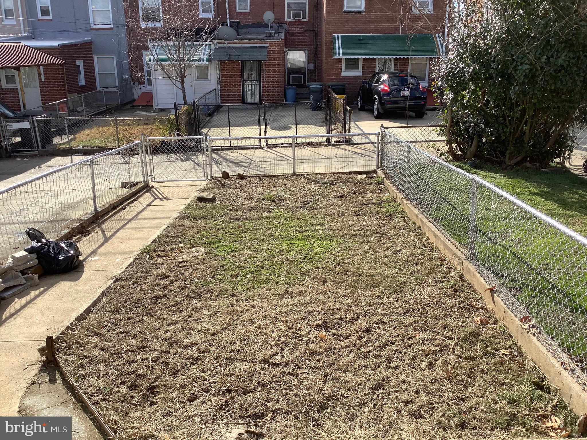 3203 Kenyon Avenue Baltimore, MD 21213 - Photo 2 of 14