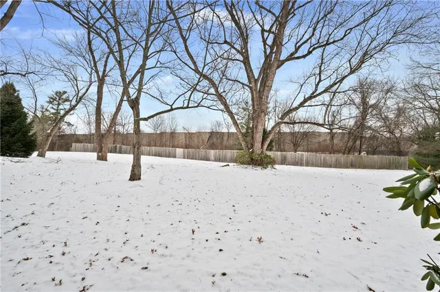 $329,000 | 1543 Merion Lane, Oakmont, PA 15139