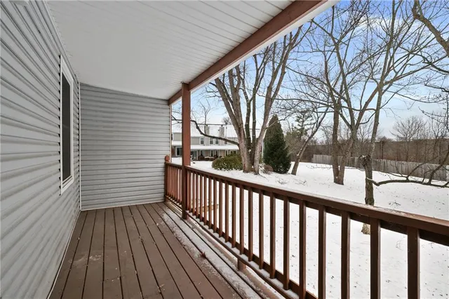 $329,000 | 1543 Merion Lane, Oakmont, PA 15139