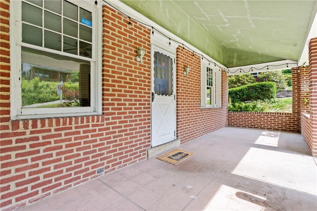9 Woodside Road Pittsburgh, PA 15221 - Photo 2 of 24 a view of front door of house