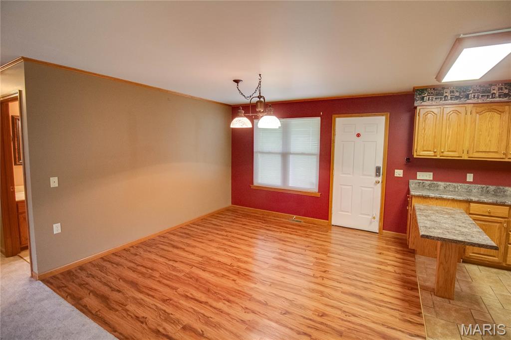 31822 Irish Lane Brighton, IL 62012 - Photo 16 of 60