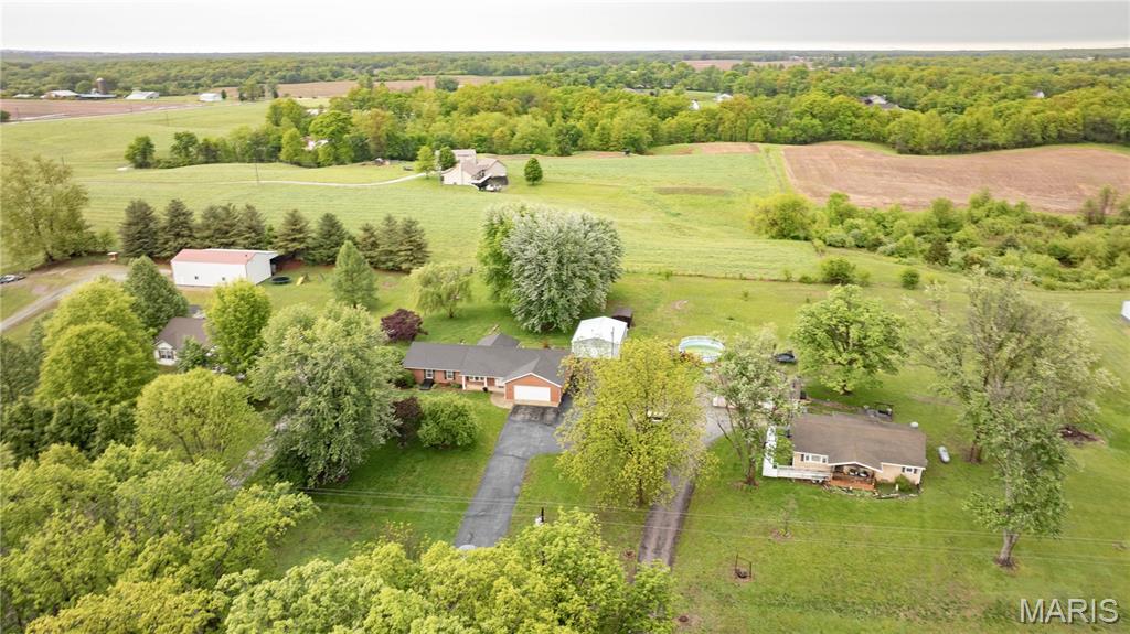 31822 Irish Lane Brighton, IL 62012 - Photo 5 of 60