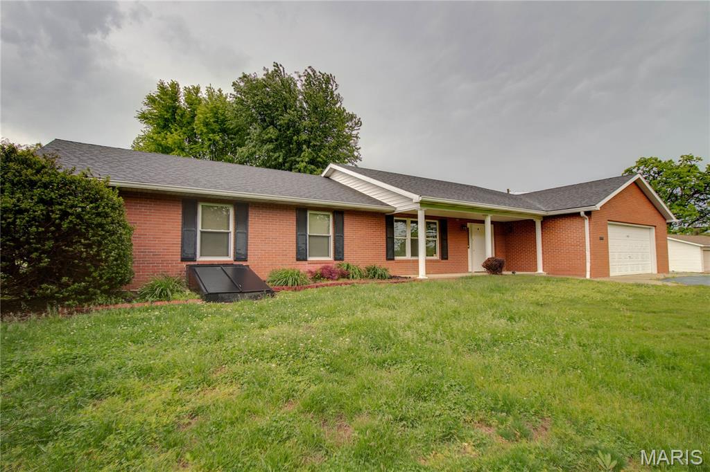 31822 Irish Lane Brighton, IL 62012 - Photo 9 of 60