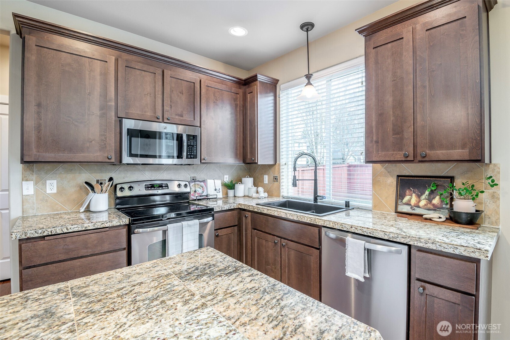 4303 Rigi Street Southeast Lacey, WA 98503 - Photo 11 of 38