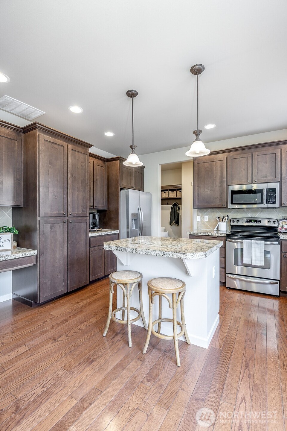 4303 Rigi Street Southeast Lacey, WA 98503 - Photo 12 of 38