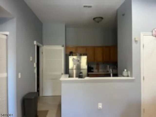 $2,100 | 668 Honeybrook Circle, Stewartsville, NJ 08886