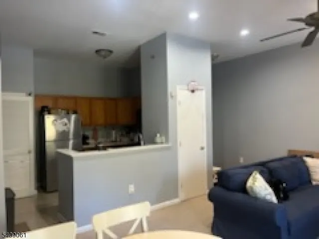 $2,100 | 668 Honeybrook Circle, Stewartsville, NJ 08886