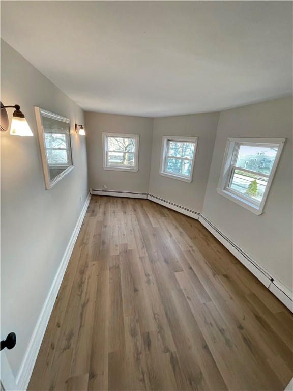 76 Hamlet Avenue Woonsocket, RI 02895 - Photo 4 of 36 Gallery Image 4