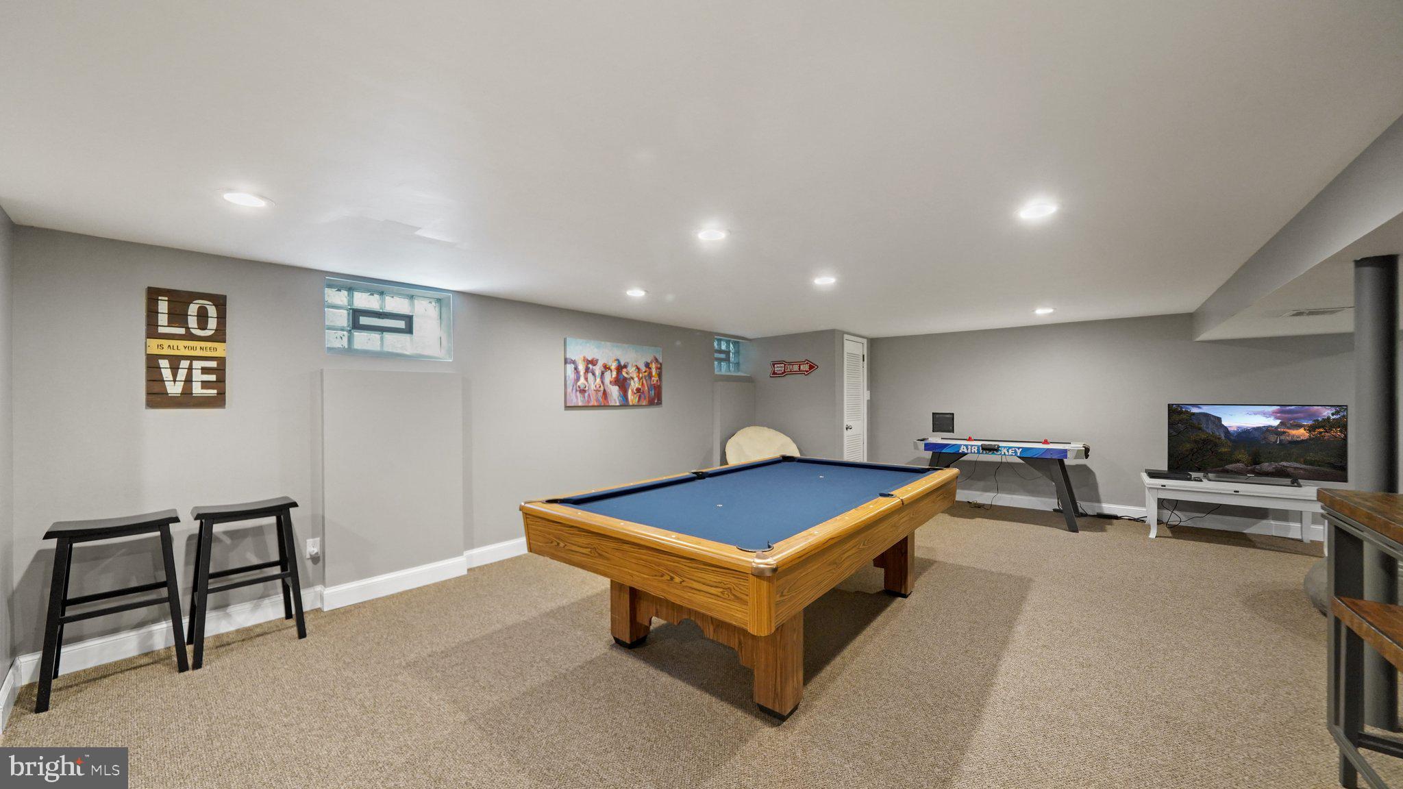 2 James Thomas Road Malvern, PA 19355 - Photo 35 of 40 Pool table is included!