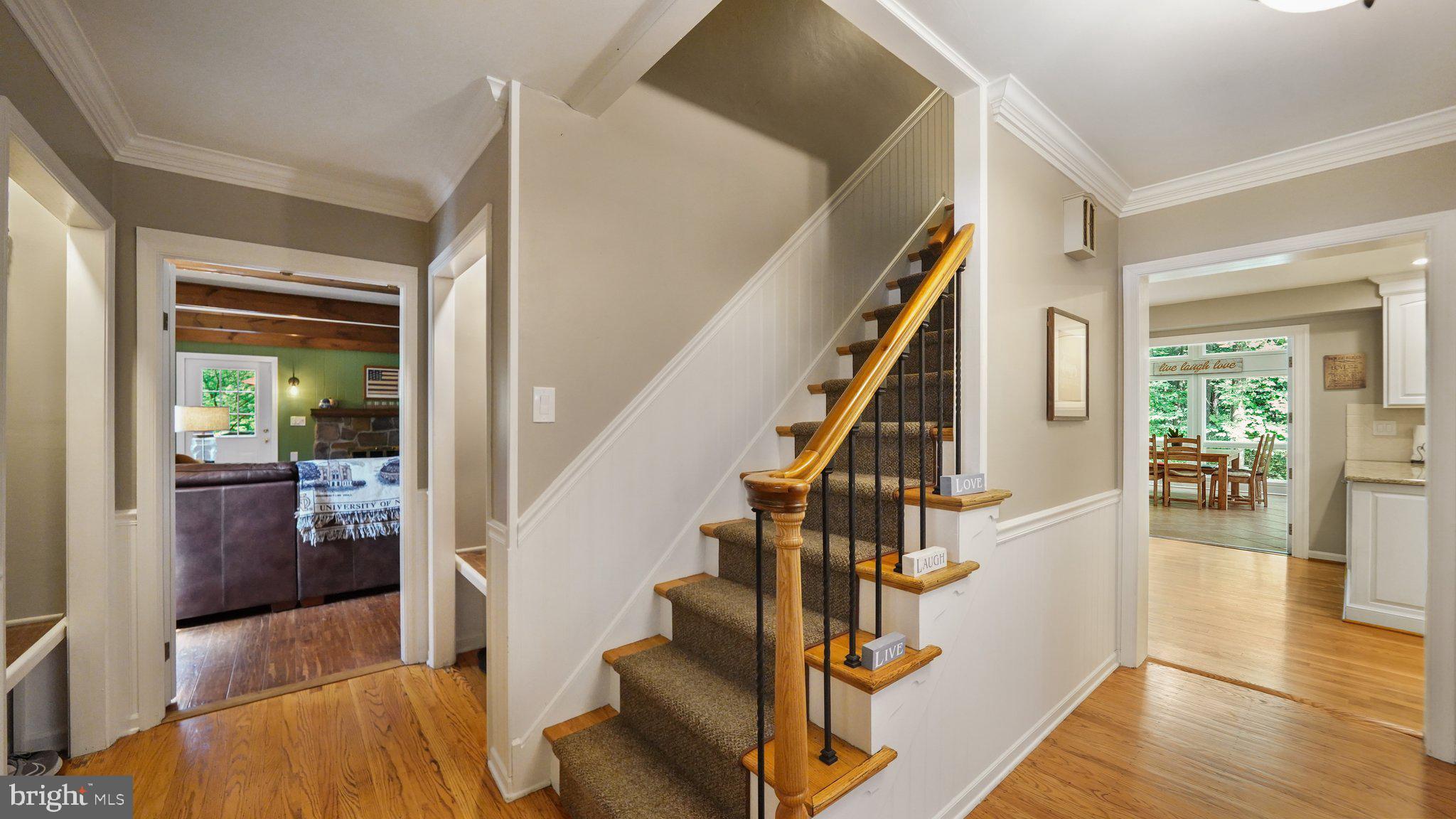 2 James Thomas Road Malvern, PA 19355 - Photo 9 of 40 Foyer entrance