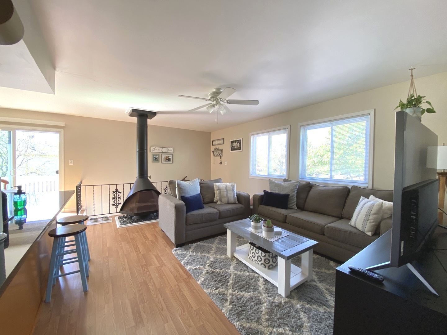 2077 North Ginger Creek Circle, Unit 17D Palatine, IL 60074 - Photo 2 of 18