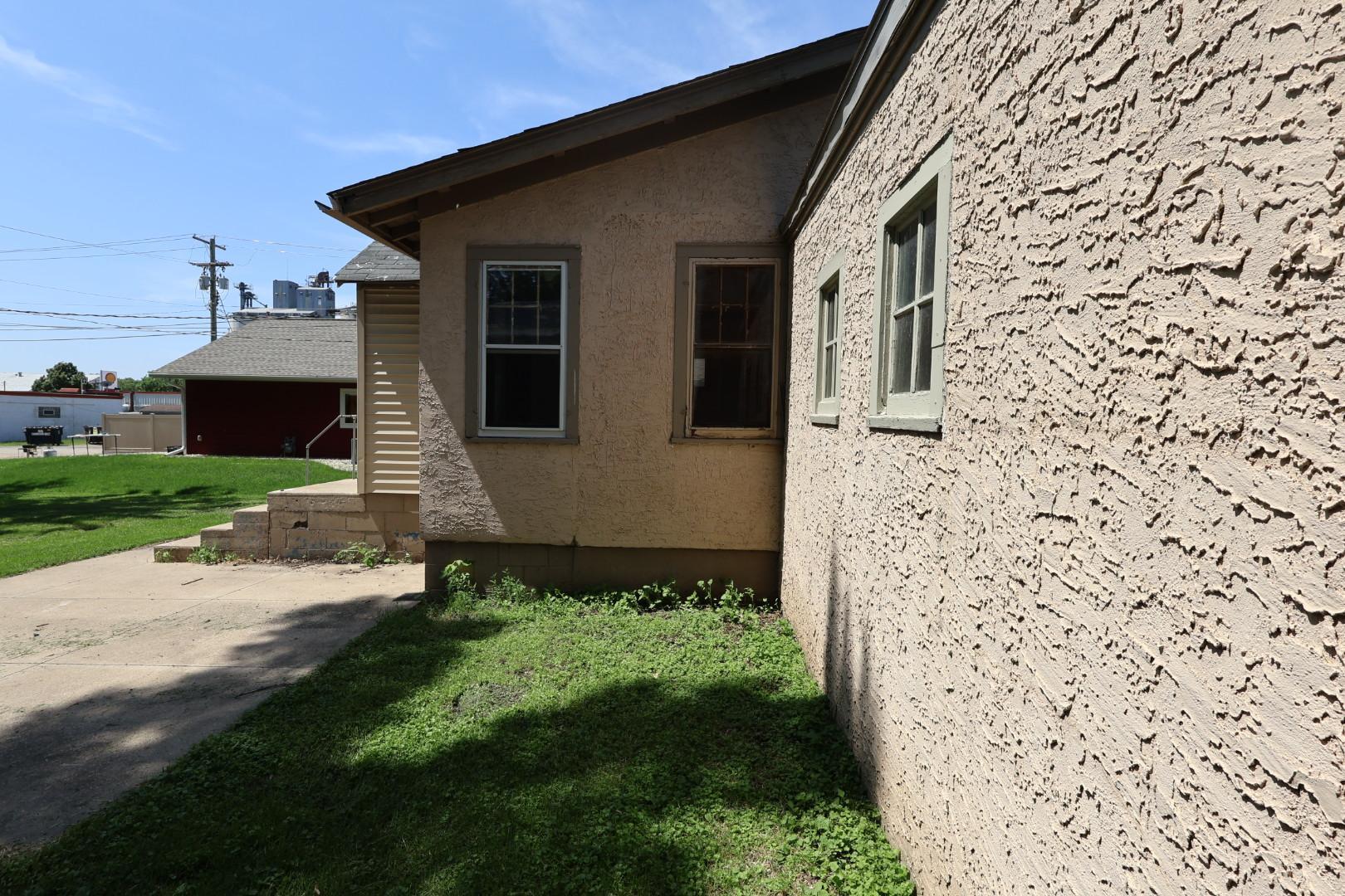 10 East 4th Street Morris, MN 56267 - Photo 33 of 36