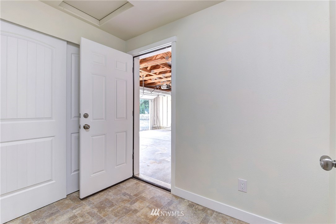 4505 Southeast Mayvolt Road Port Orchard, WA 98366 - Photo 18 of 25 Gallery Image 18