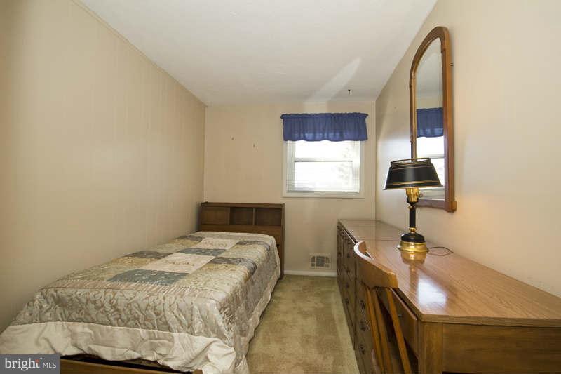 7843 Kavanagh Road Baltimore, MD 21222 - Photo 14 of 21 Bedroom