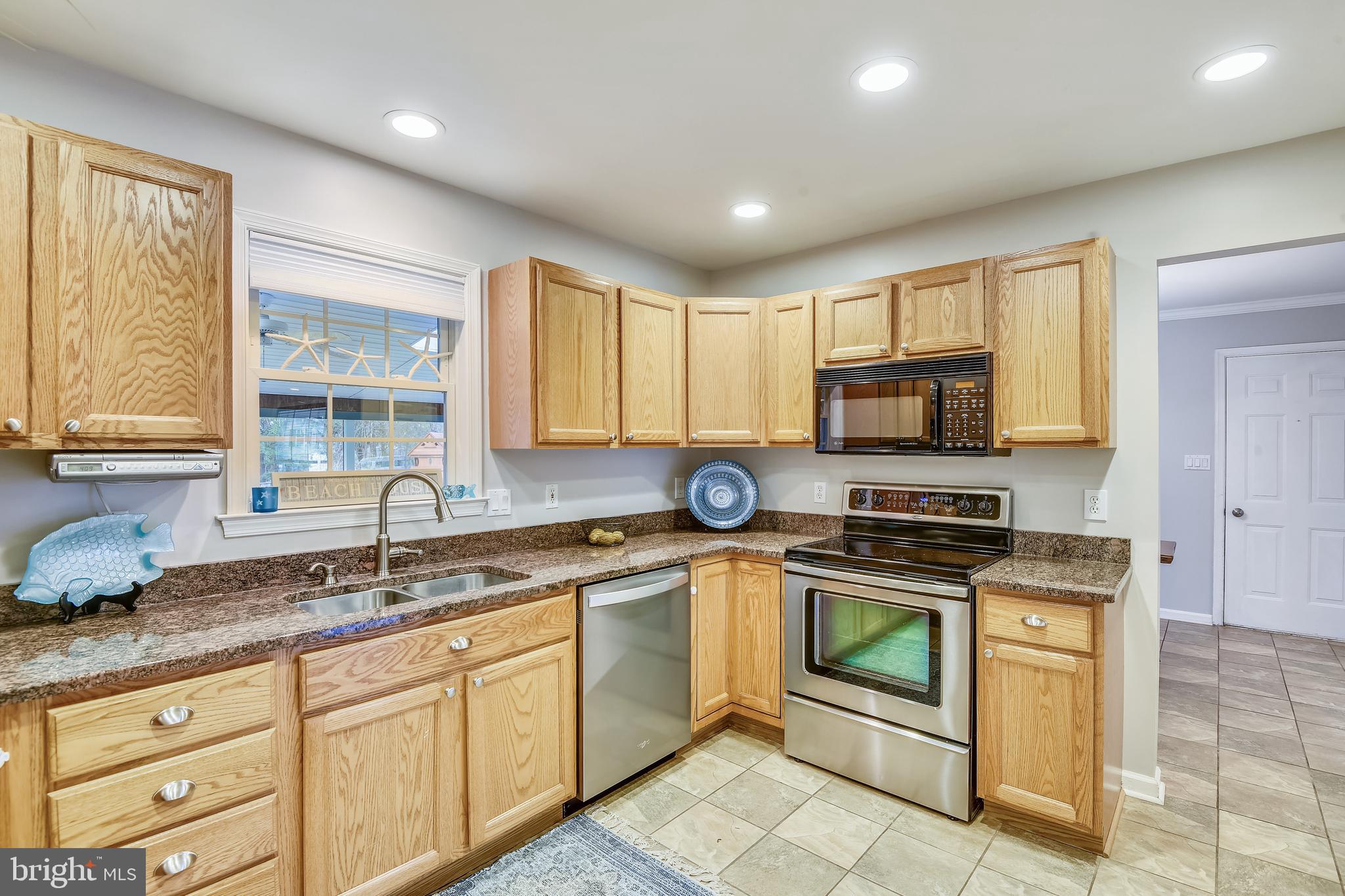 4154 Carrs Ridge Road Edgewater, MD 21037 - Photo 5 of 60 Gallery Image 5
