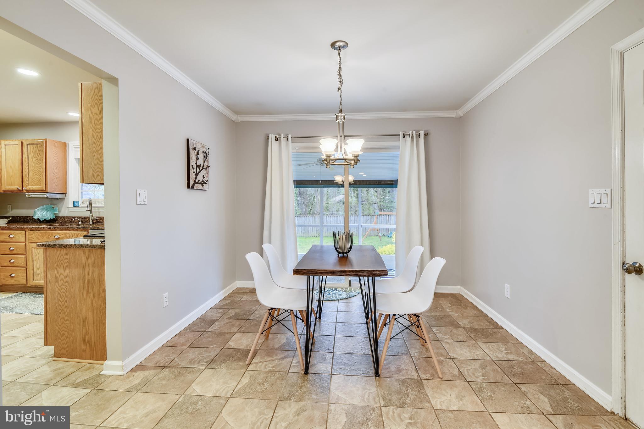 4154 Carrs Ridge Road Edgewater, MD 21037 - Photo 7 of 60 Gallery Image 7