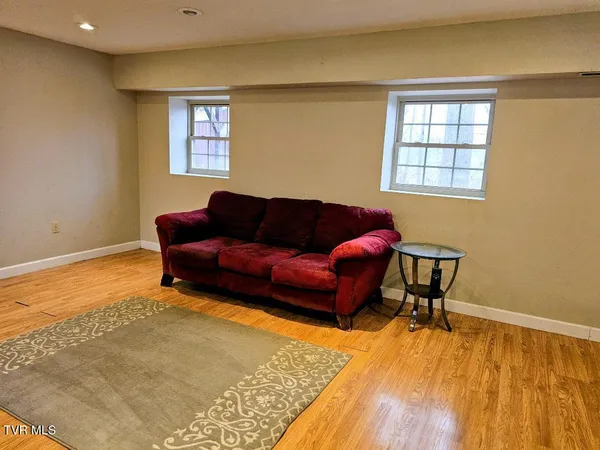 $145,000 | 1021 Lee Street Northeast, Wise, VA 24293