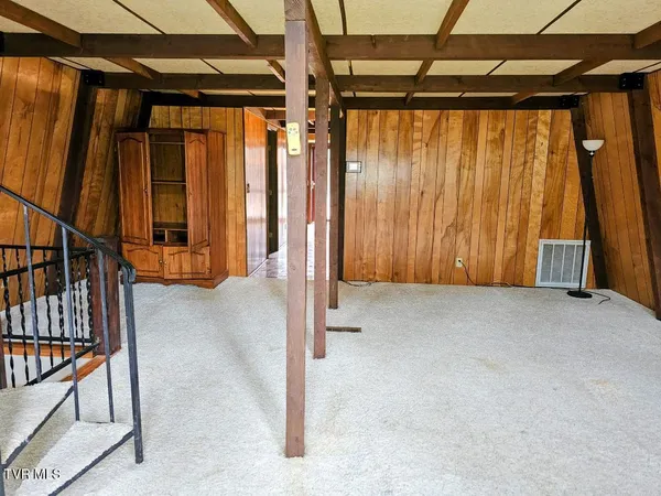 $145,000 | 1021 Lee Street Northeast, Wise, VA 24293