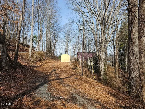 $145,000 | 1021 Lee Street Northeast, Wise, VA 24293
