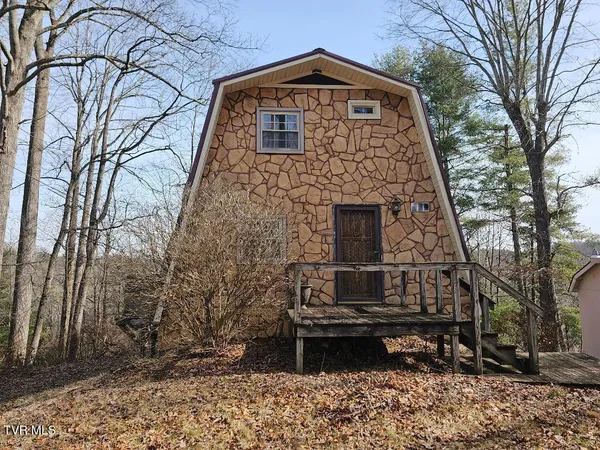 $145,000 | 1021 Lee Street Northeast, Wise, VA 24293