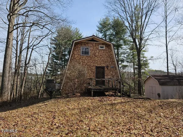 $145,000 | 1021 Lee Street Northeast, Wise, VA 24293