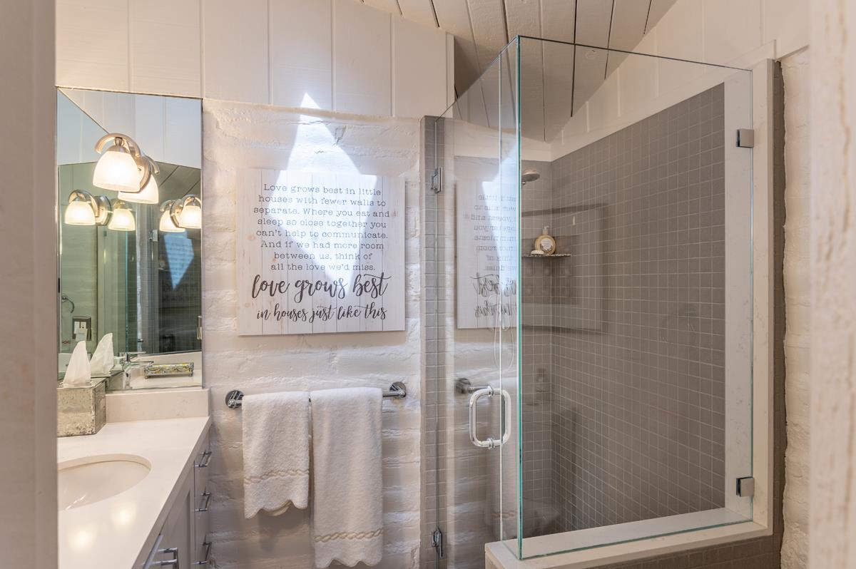 79 Poppy Road Carmel Valley, CA 93924 - Photo 12 of 29 Gallery Image 12