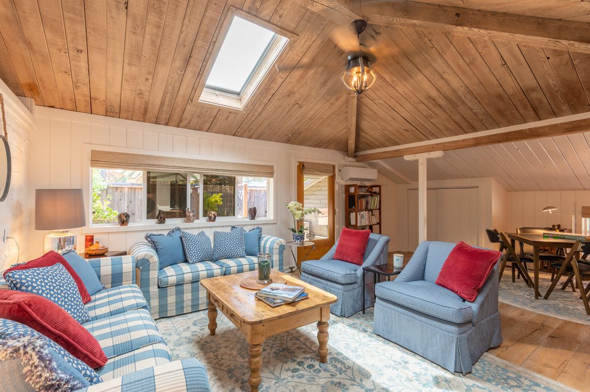 79 Poppy Road Carmel Valley, CA 93924 - Photo 17 of 29 Gallery Image 17