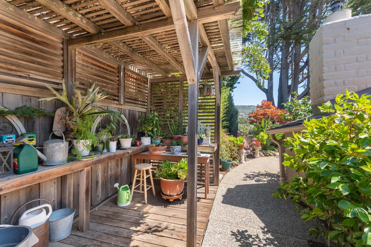 79 Poppy Road Carmel Valley, CA 93924 - Photo 24 of 29 Gallery Image 24