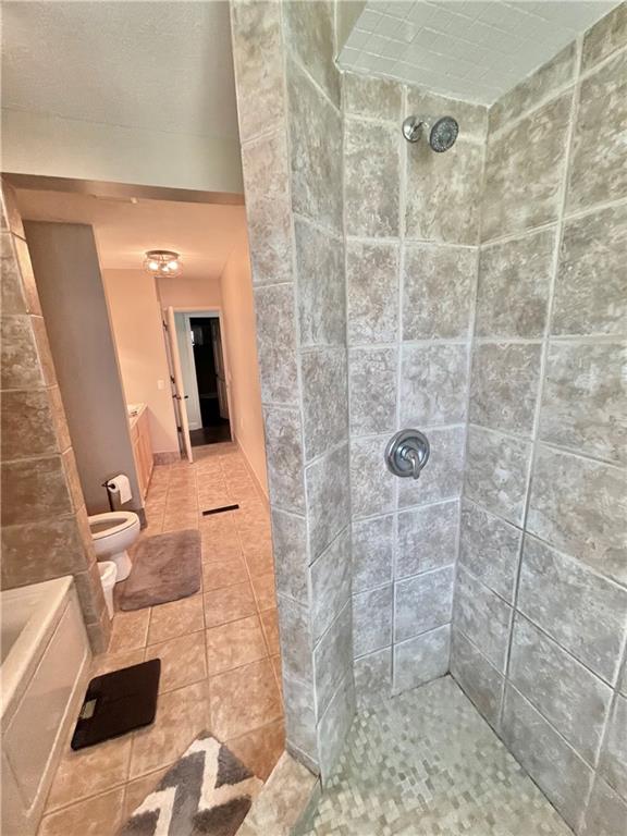 10207 Northwest Barry Road Kansas City, MO 64153 - Photo 15 of 46