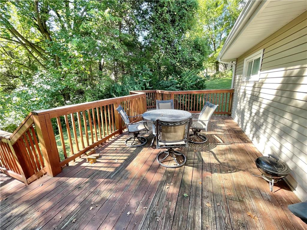 10207 Northwest Barry Road Kansas City, MO 64153 - Photo 32 of 46