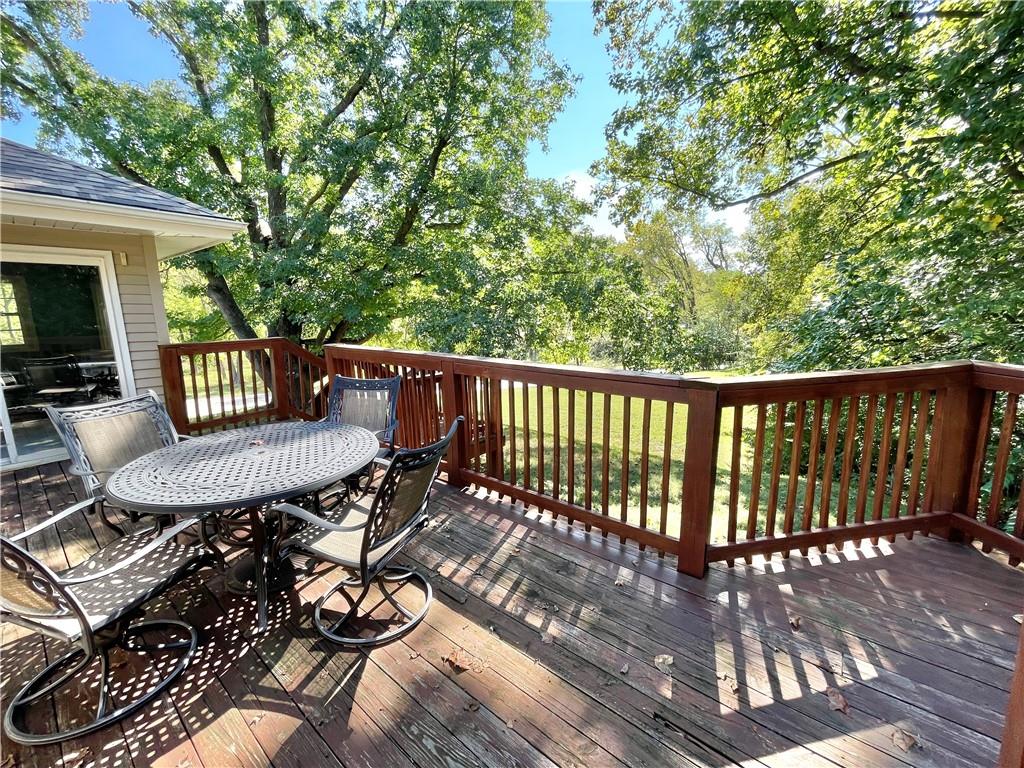 10207 Northwest Barry Road Kansas City, MO 64153 - Photo 33 of 46