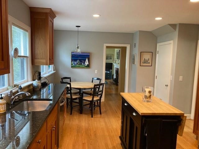 136 Crescent Road Burlington, VT 05401 - Photo 2 of 40 Gallery Image 2