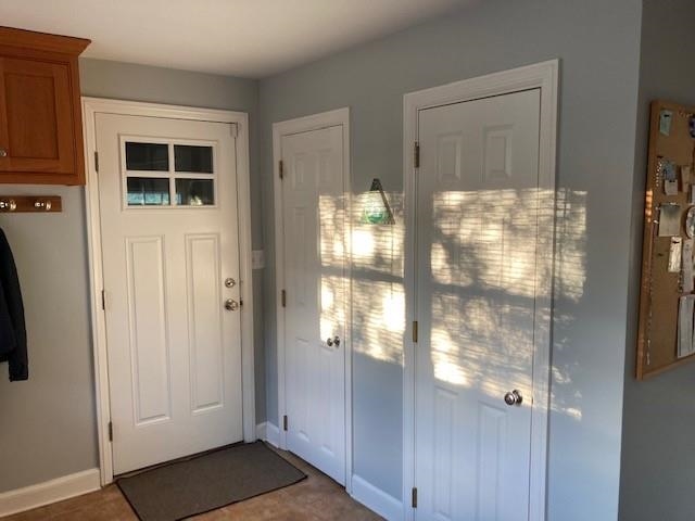 136 Crescent Road Burlington, VT 05401 - Photo 8 of 40 Gallery Image 8
