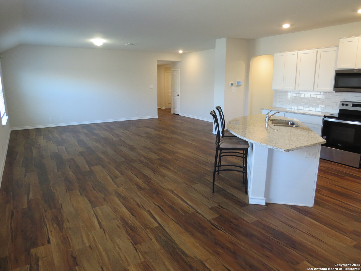 117 Grand Rapids Cibolo, TX 78108 - Photo 9 of 24