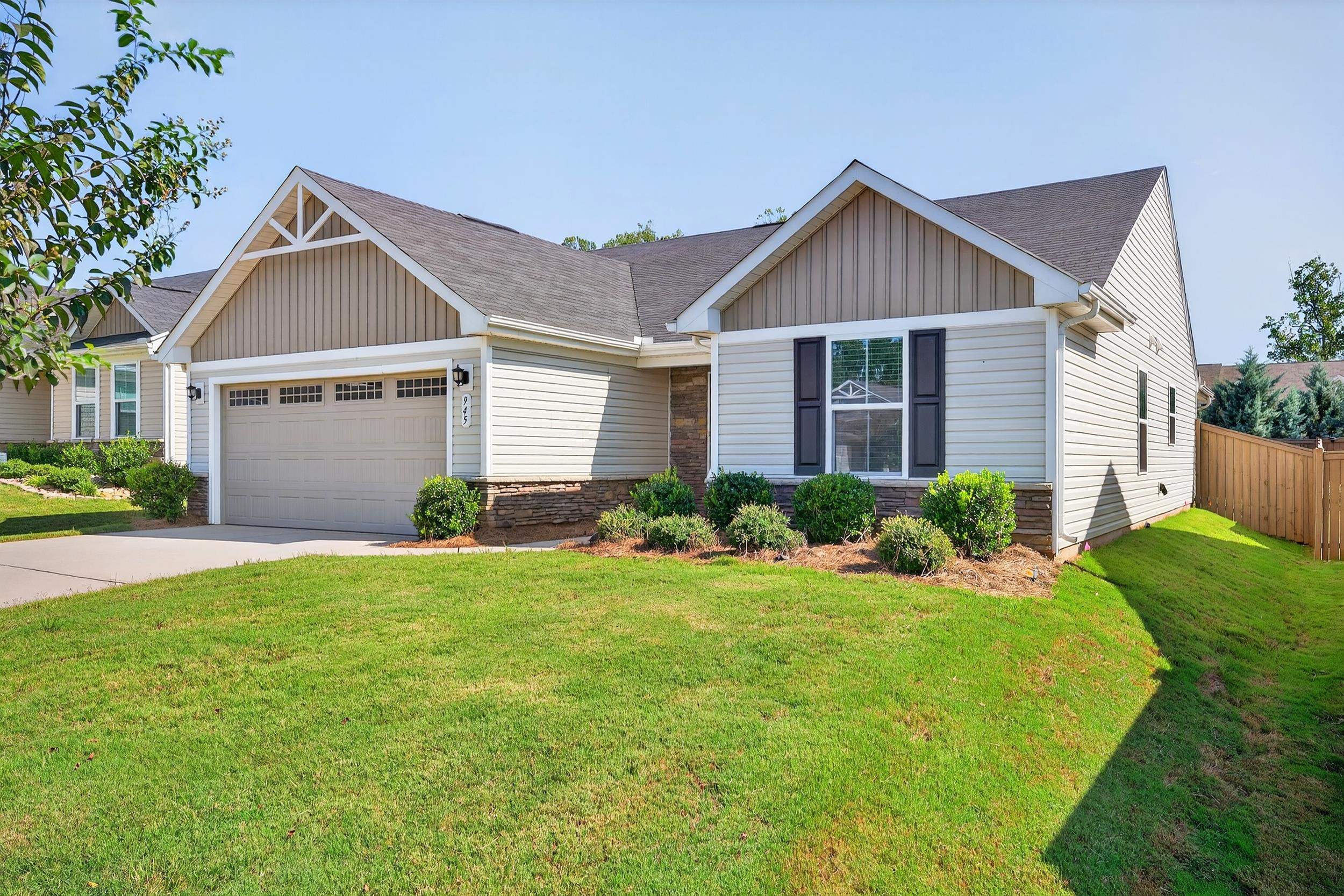 945 Riverland Wds Trail Boiling Springs, SC 29316 - Photo 2 of 44